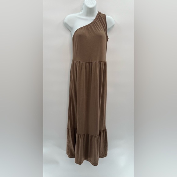 ZESICA Women's Boho One Shoulder Sleeveless Smocked Side Split Ruffle Swing Midi - Picture 2 of 6